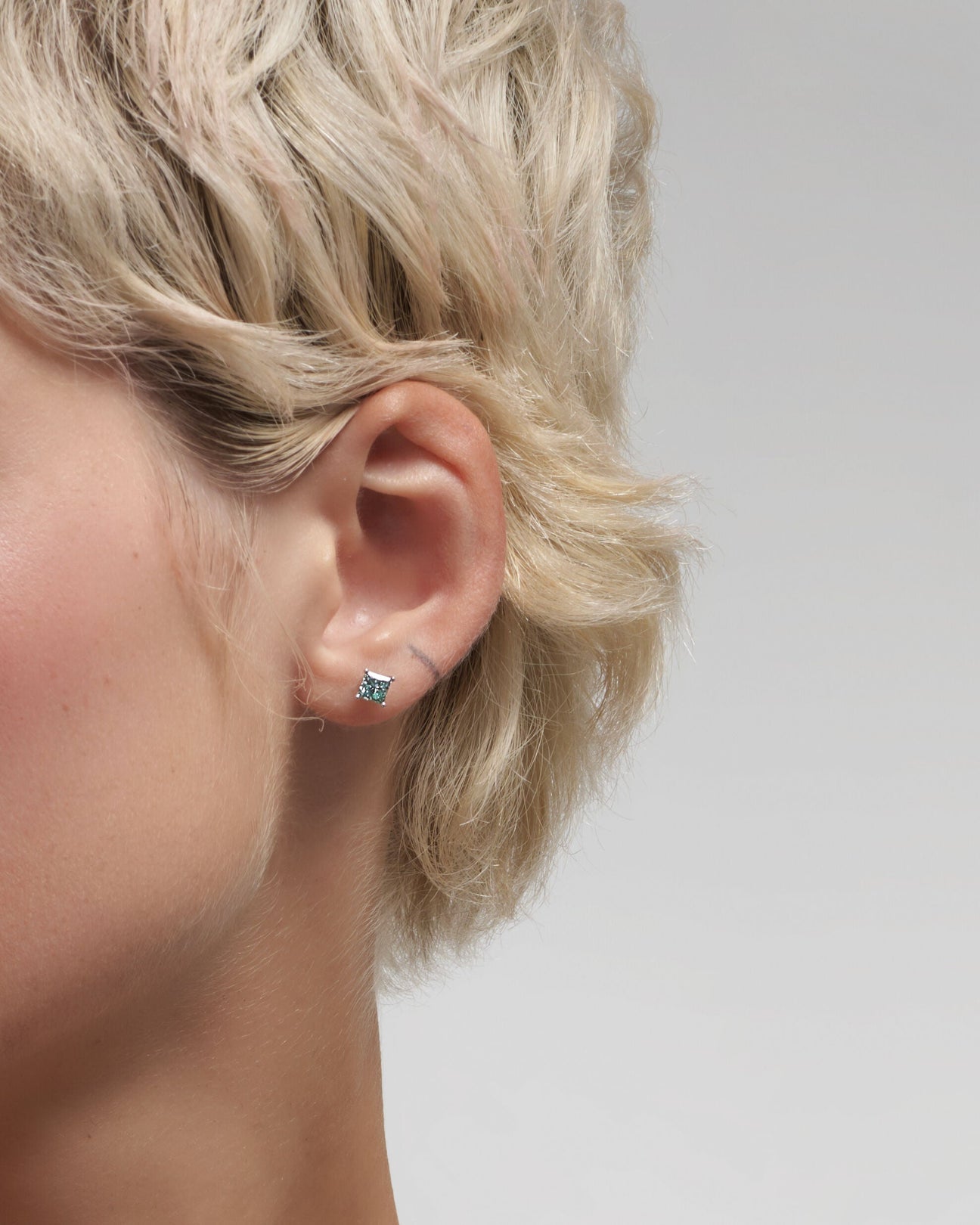 Princess flatback earrings - Princess flatback earrings -  The Future Rocks -    2