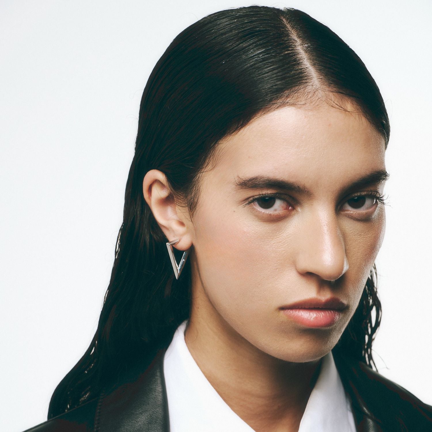 Sculptura triangle earrings