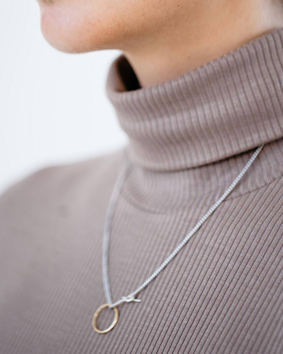 Bold essential necklace - Bold essential necklace -  The Future Rocks -    2