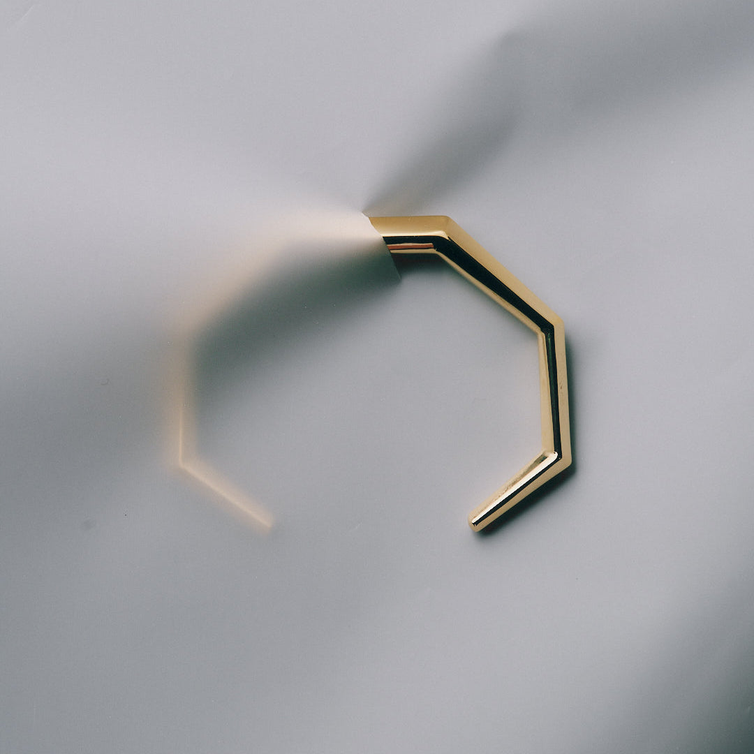 The sculptor's bangle - The sculptor's bangle - The Future Rocks - 6