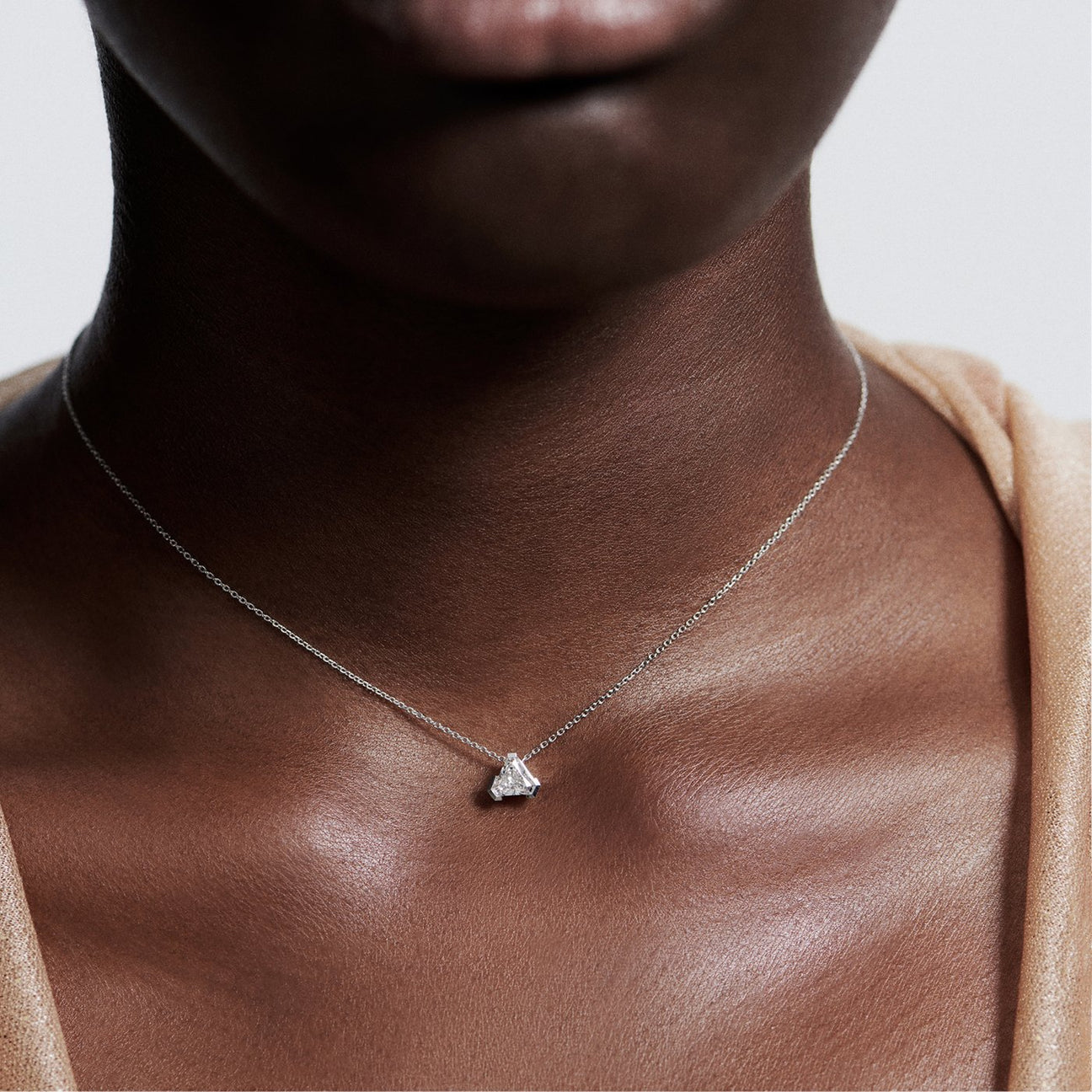 Meta magnolia pendant necklace - Meta magnolia pendant necklace -  The Future Rocks -    2