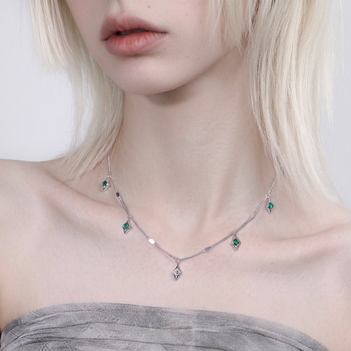 Nova five drops necklace - Nova five drops necklace - The Future Rocks - 2