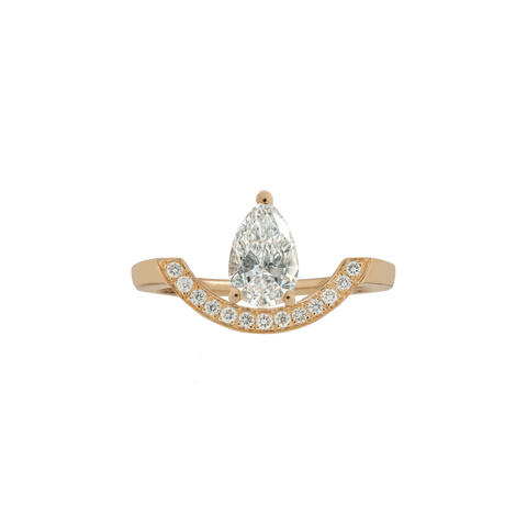 Intrépide grand arc pavée poire solitaire ring - Intrépide Grand Arc Pavée Poire Solitaire Diamond Ring -  The Future Rocks  -    1 