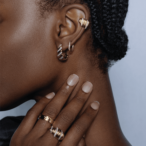 Palm twist wide hoop earrings - The Future Rocks