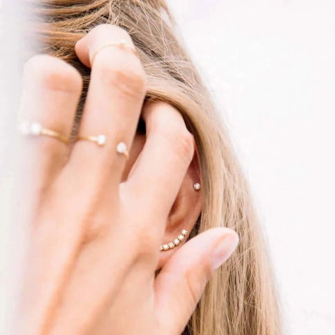 Radiance climbers earrings - The Future Rocks