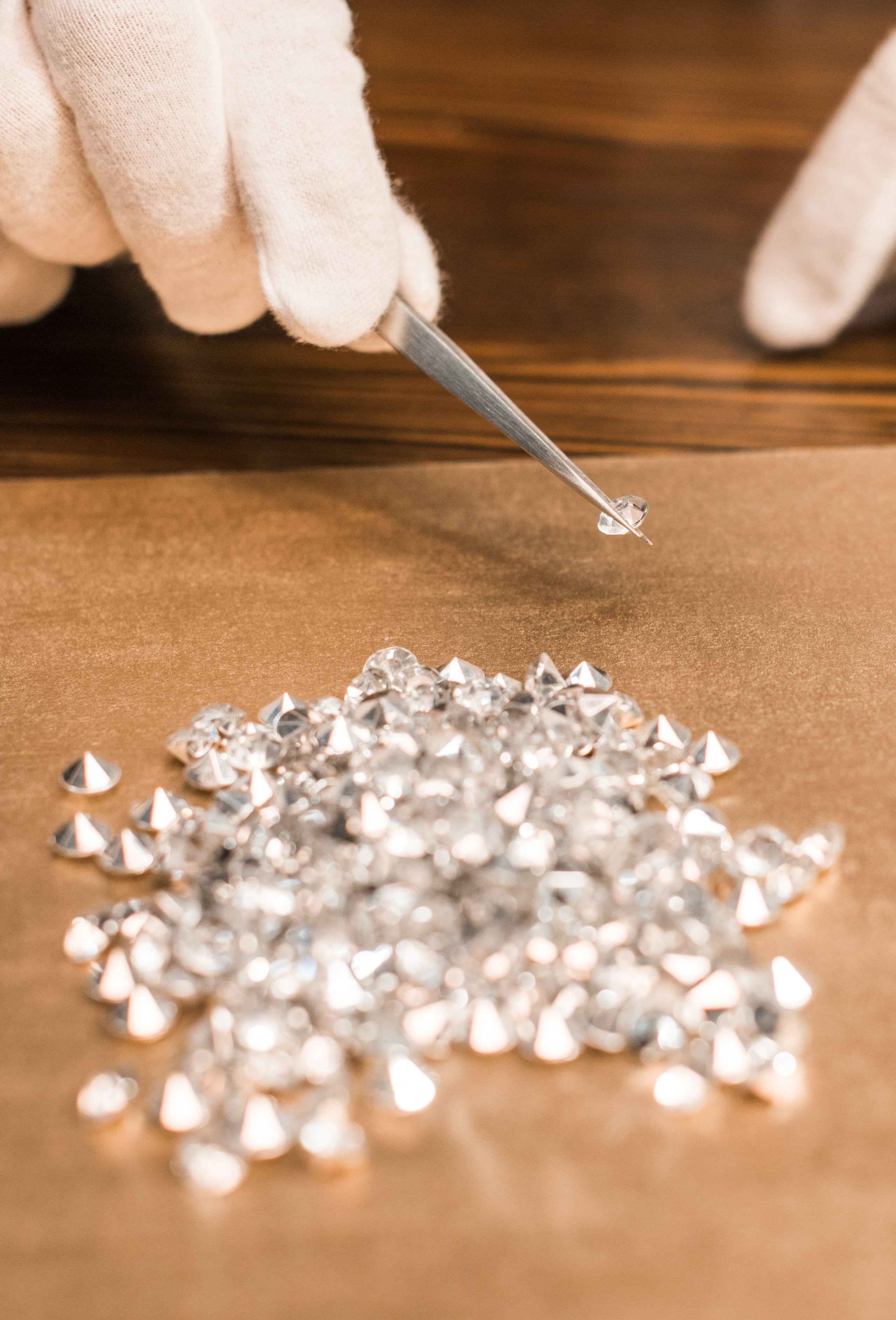A complete guide to diamond carats