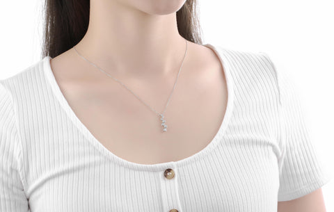  Bubbly necklace III - Lab-Grown Bezel Diamond Row Necklace -  The Future Rocks  -    2 