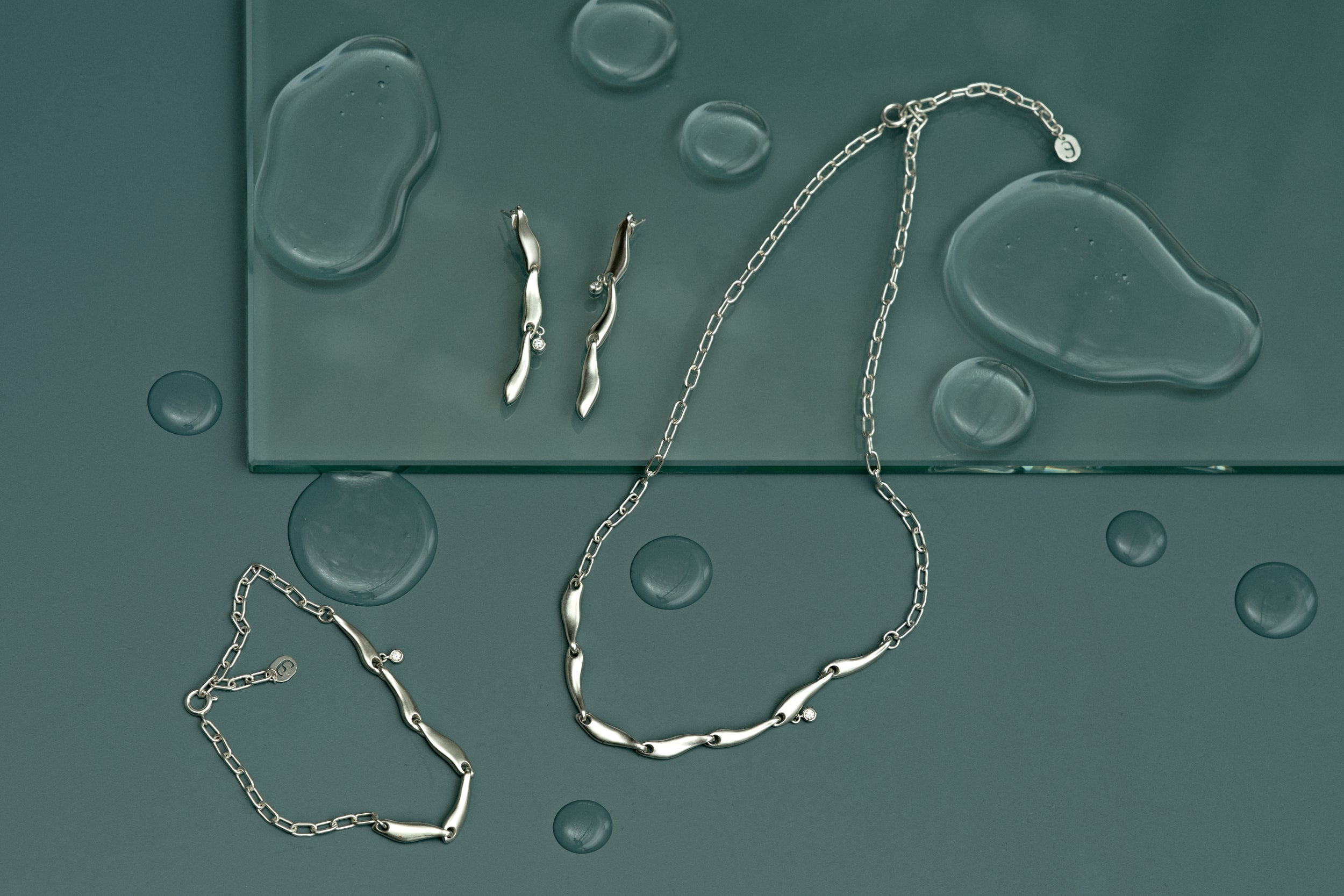  Flow necklace - Flow necklace -  The Future Rocks -    7 