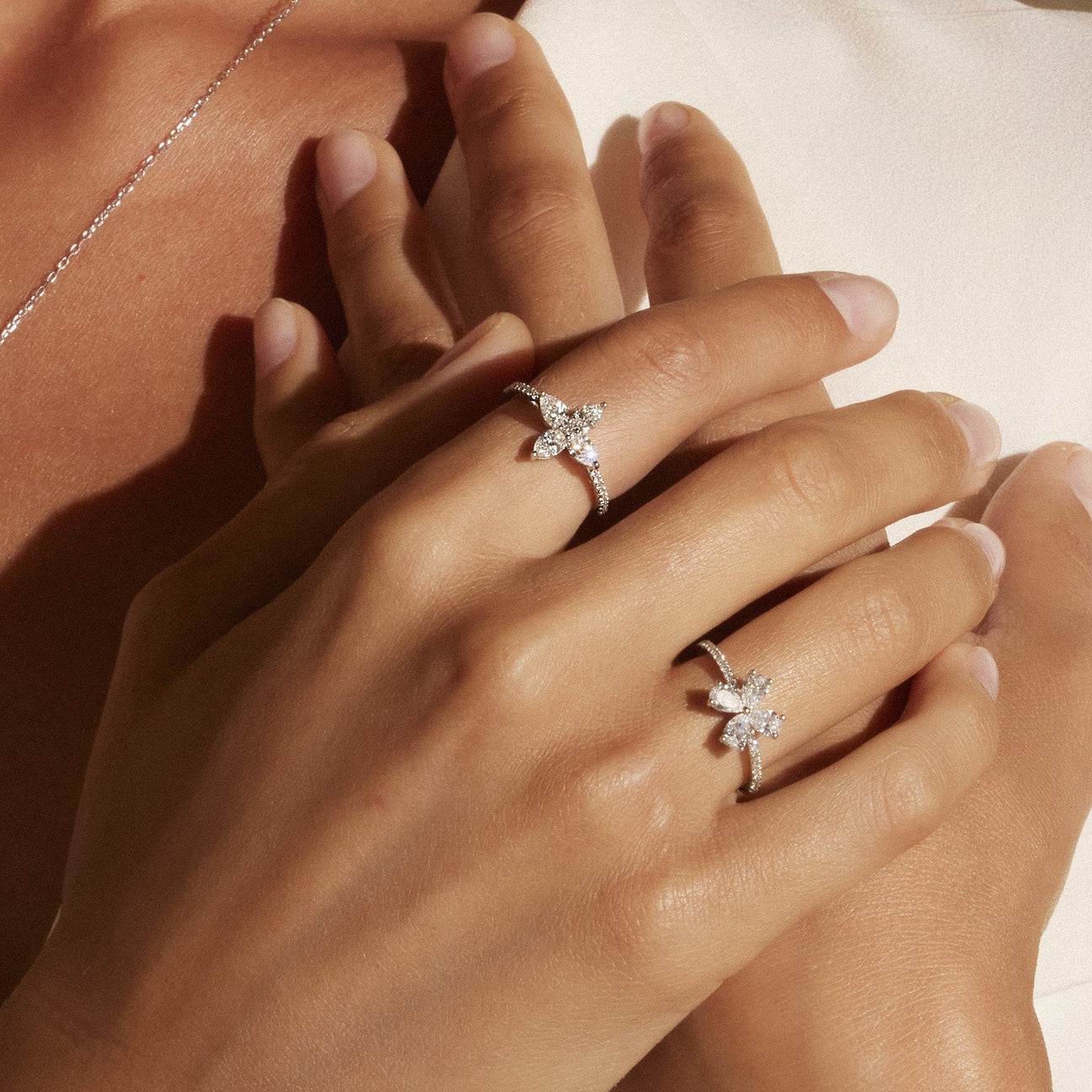  Flora pear floral ring - Flora pear floral ring -  The Future Rocks -    2 