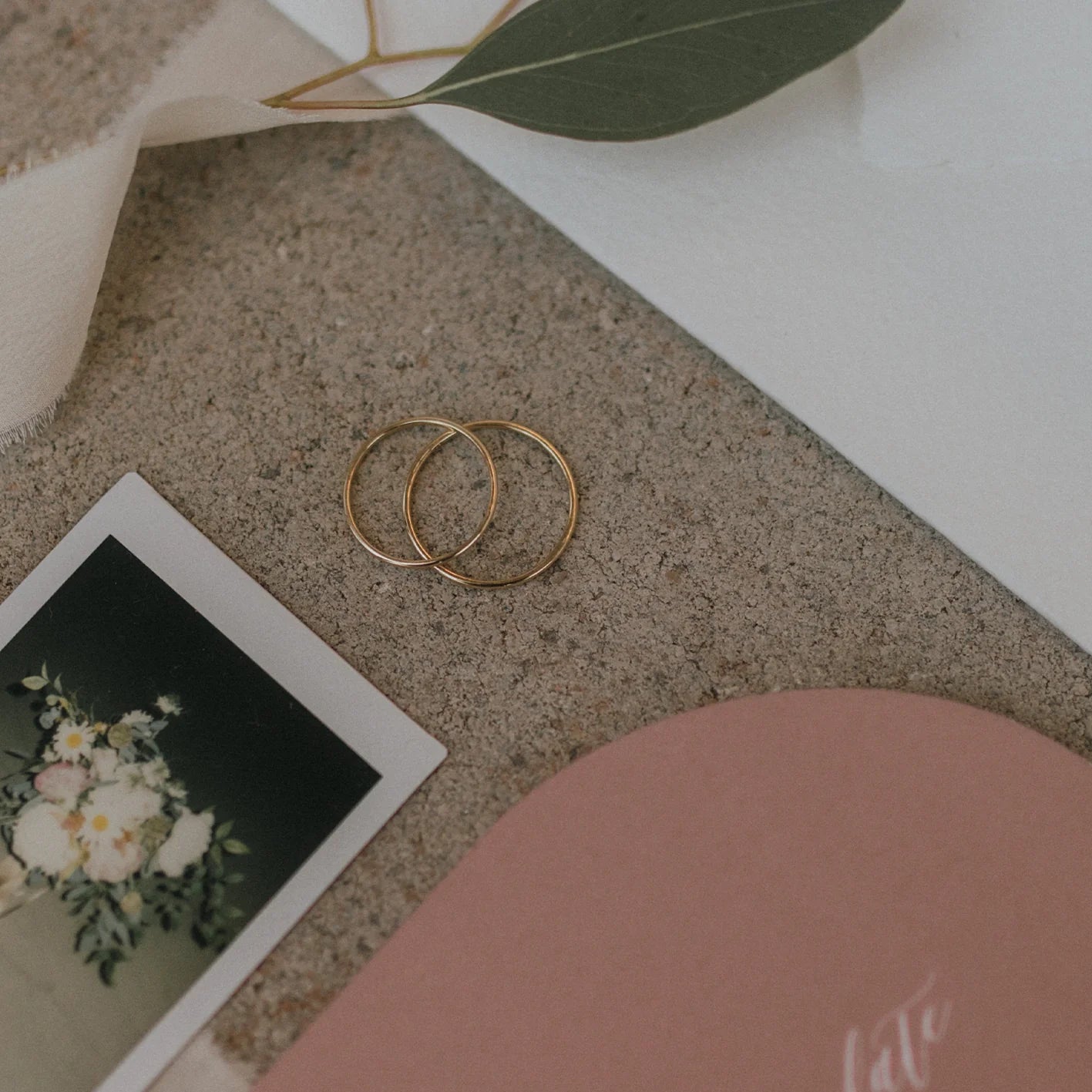  Essential ring - Essential ring -  The Future Rocks -    4 