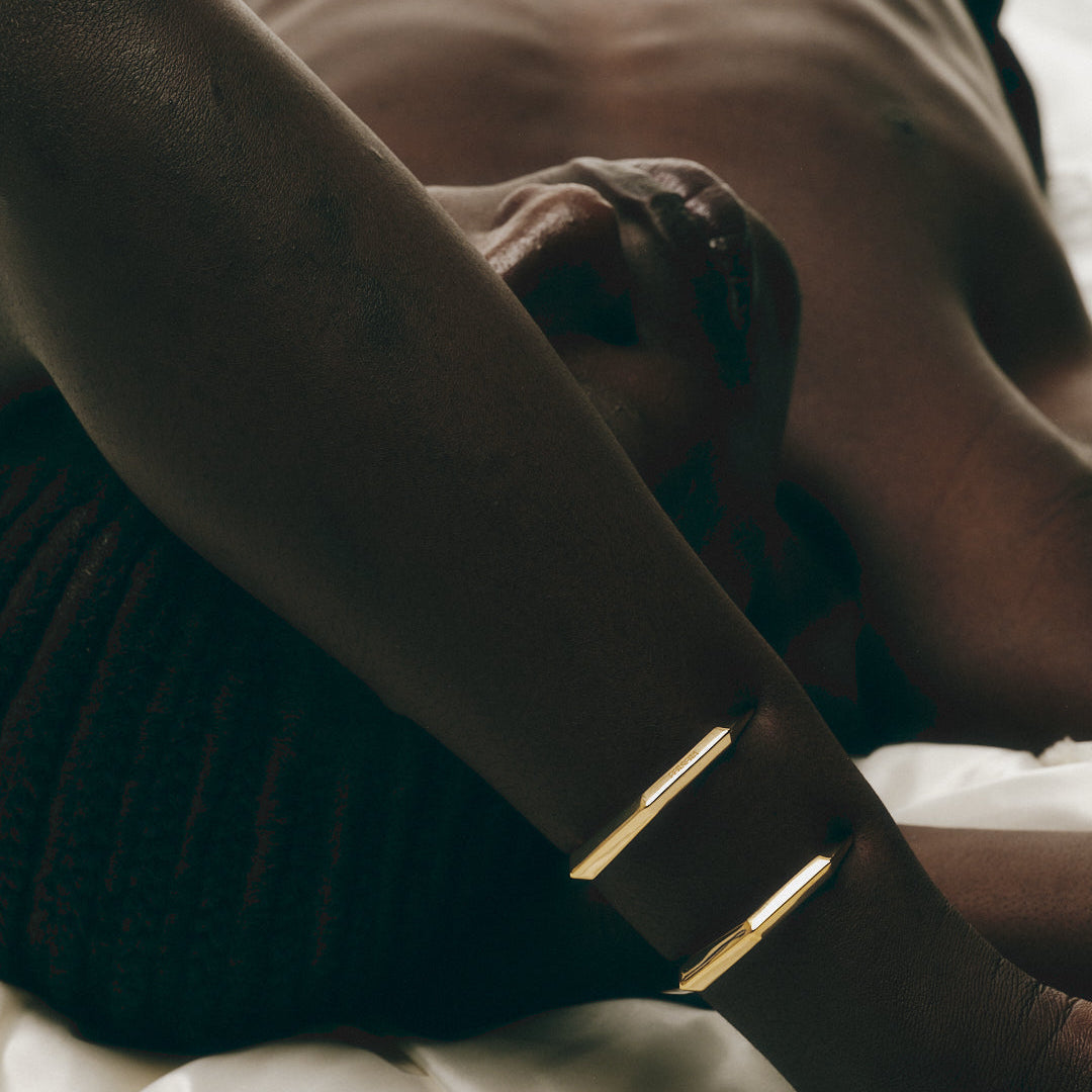  The sculptor's bangle - The sculptor's bangle -  The Future Rocks -    4 