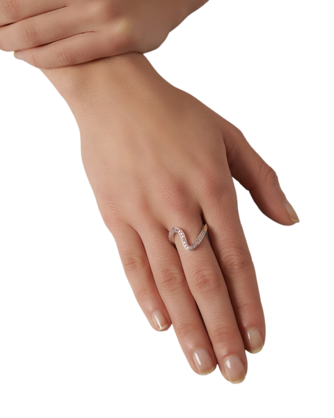 Figure ring with pink diamonds