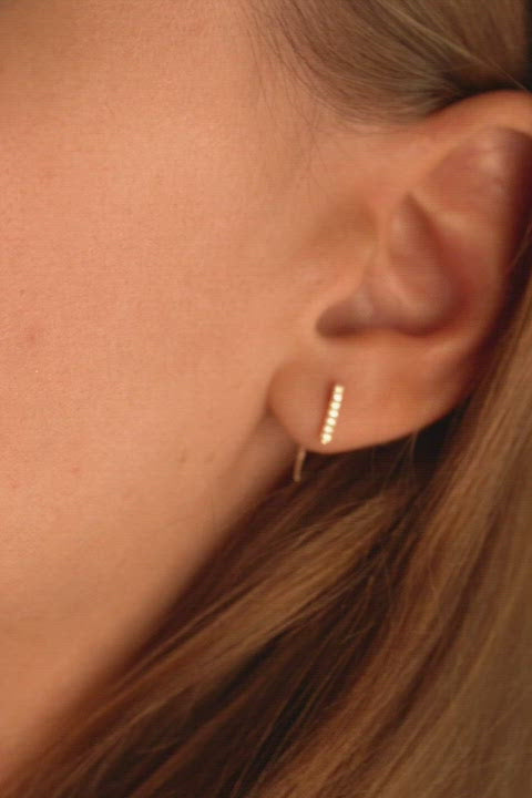 Line tail earrings - Lab grown diamond ear threaders - The Future Rocks 