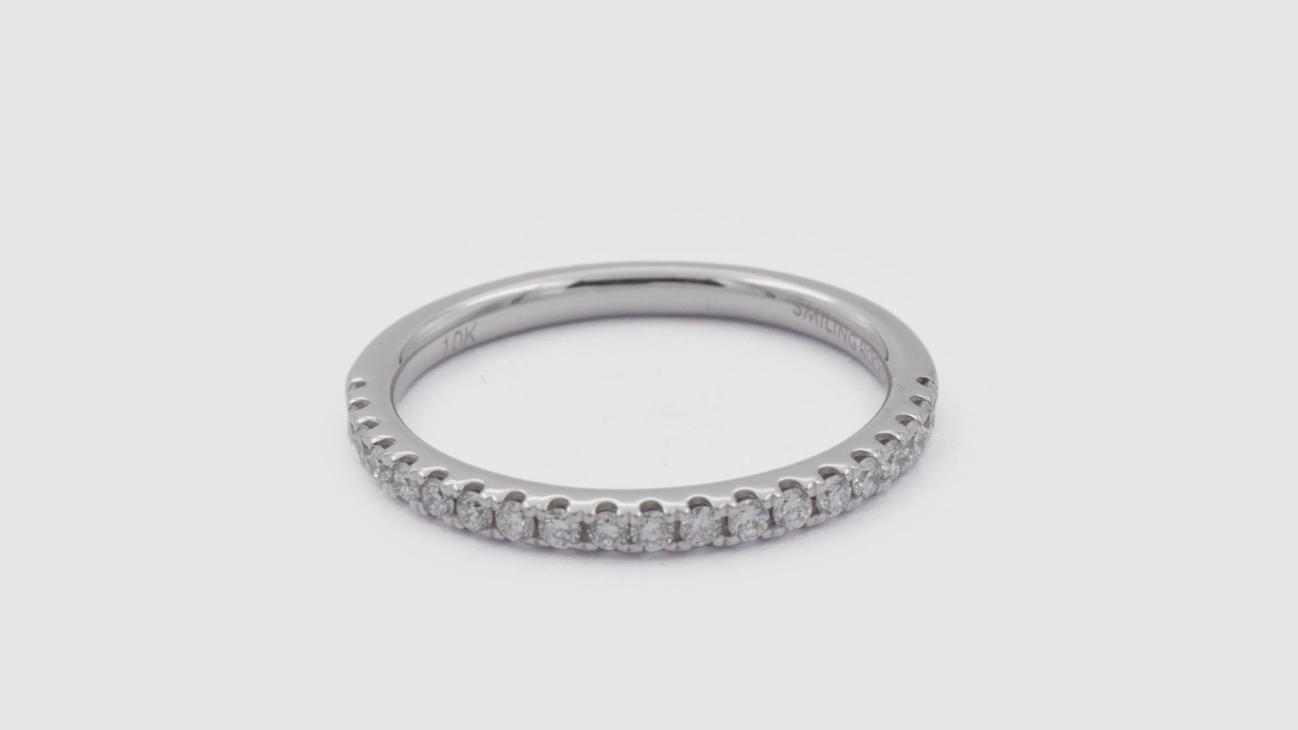 Smiling Rocks - Essentials half eternity band - 14k gold lab-grown diamond ring - Video 02